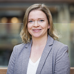 professional photo_Beate Mueller250